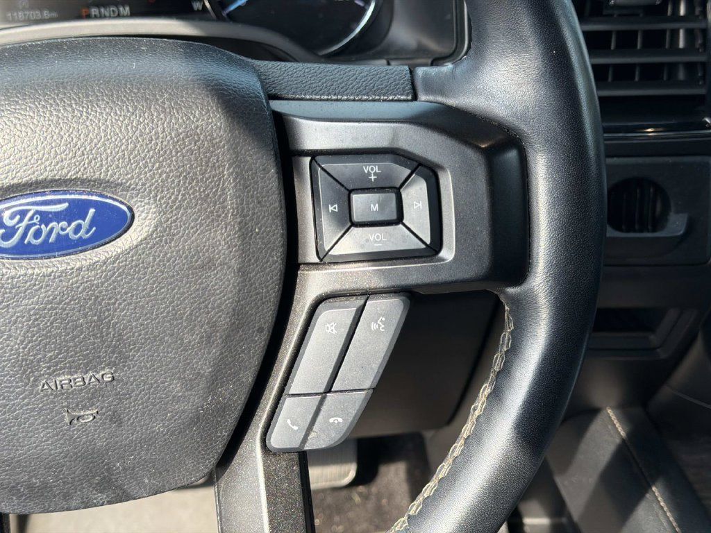 Used 2018 Ford Expedition Limited w/ Equipment Group 302A RWD image 24