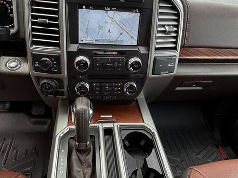 Used 2018 Ford F150 King Ranch w/ Equipment Group 601A Luxury AWD/4WD image 11