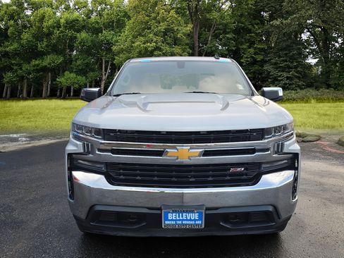 Used 2019 Chevrolet Silverado 1500 LT w/ Trailering Package image 8