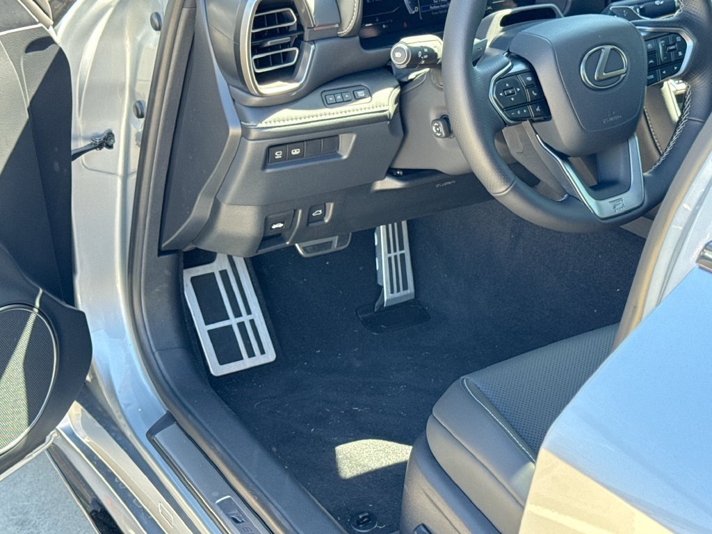 New 2026 Lexus IS 350 F Sport w/ Handling Package RWD image 17