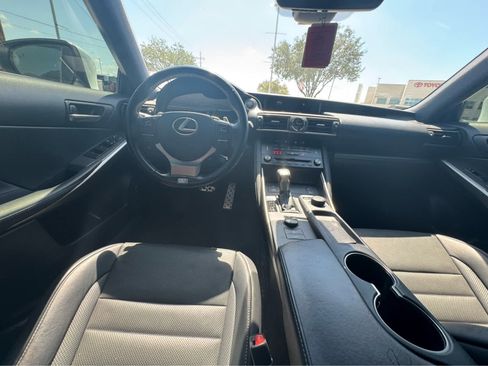Used 2017 Lexus IS 200t F Sport w/ F Sport Package RWD image 7