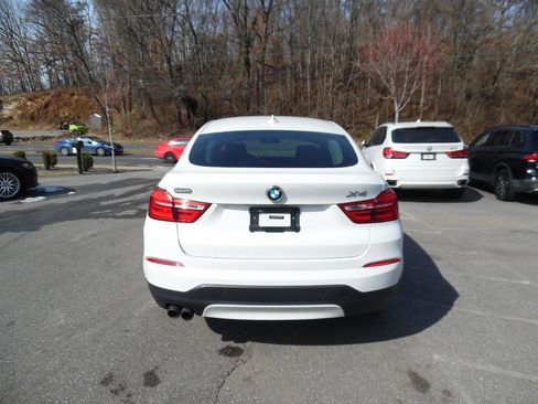 Used 2015 BMW X4 xDrive28i image 4