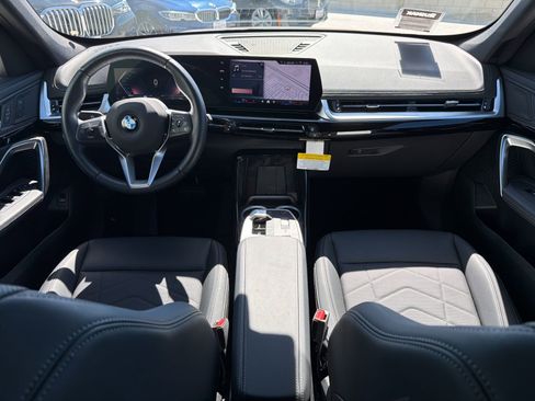 Used 2025 BMW X1 xDrive28i w/ Convenience Package image 6