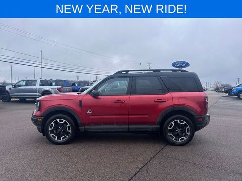 Used 2024 Ford Bronco Sport Outer Banks image 3