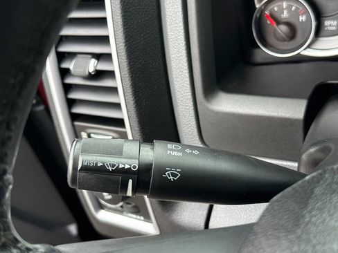 Used 2016 RAM 1500 Big Horn image 31