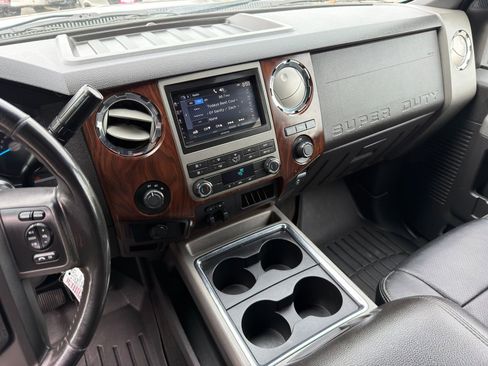 Used 2012 Ford F250 Lariat w/ Camper Pkg AWD/4WD image 21