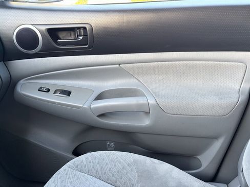 Used 2008 Toyota Tacoma PreRunner RWD image 21