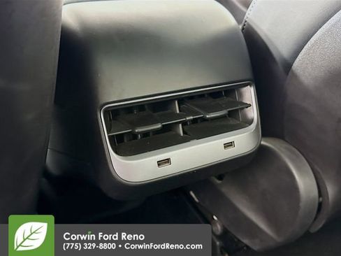 Used 2019 Tesla Model 3 Long Range image 25