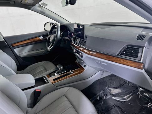 Used 2022 Audi Q5 2.0T Premium Plus AWD/4WD image 29