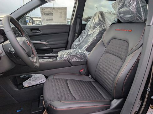 New 2026 Nissan Pathfinder Rock Creek image 19