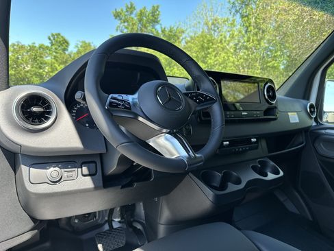 New 2026 Mercedes-Benz Sprinter 2500 image 15