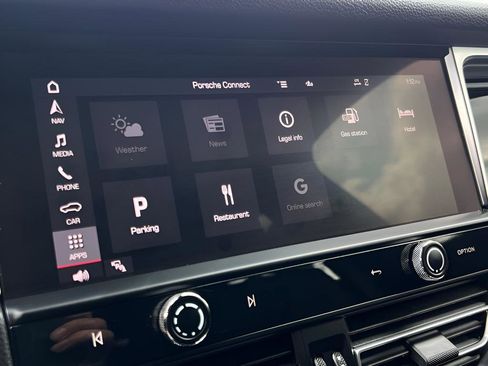Used 2022 Porsche Macan AWD/4WD image 55