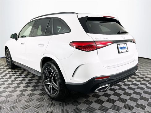New 2026 Mercedes-Benz GLC 300 4MATIC image 4