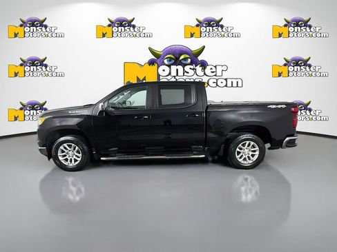 Used 2022 Chevrolet Silverado 1500 LT AWD/4WD image 8