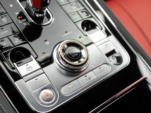 Used 2024 Bentley Continental GT image 26