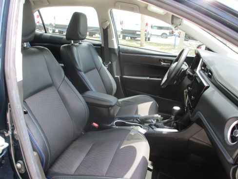 Used 2019 Toyota Corolla SE FWD image 13