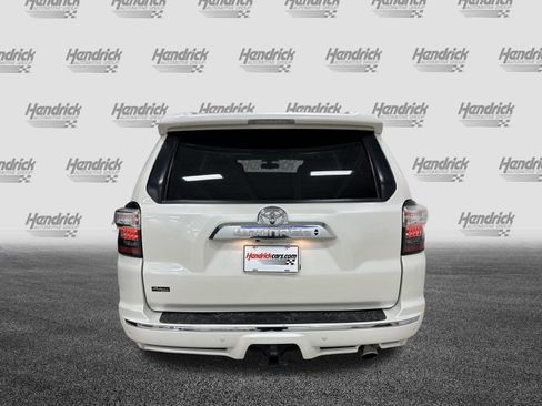 Used 2018 Toyota 4Runner Limited image 9