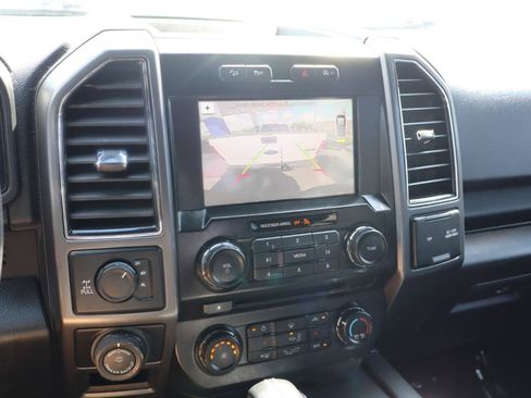 Used 2017 Ford F150 XLT w/ Equipment Group 302A Luxury AWD/4WD image 29