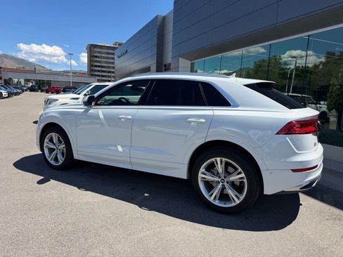 Used 2023 Audi Q8 Premium w/ Convenience Package AWD/4WD image 8