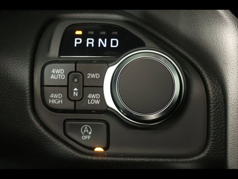 New 2026 RAM 1500 4x4 Crew Cab image 15