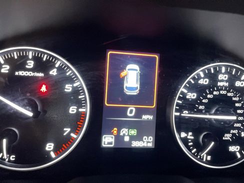 Used 2025 Subaru Outback Limited image 13