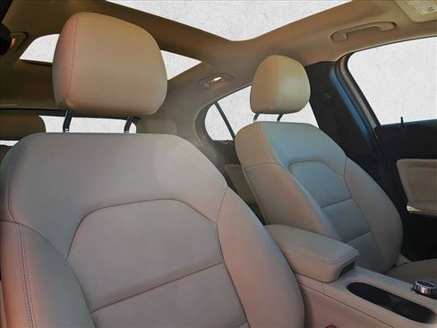 Used 2018 Mercedes-Benz GLA 250 image 22