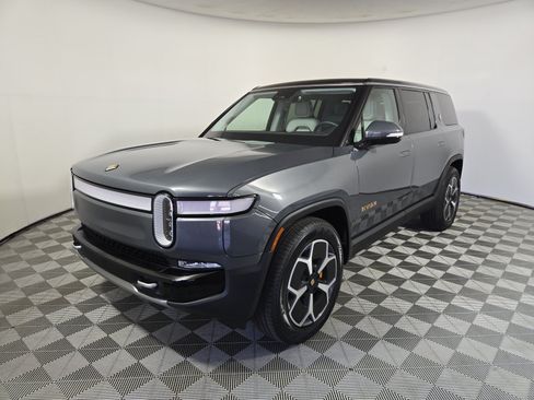 Used 2024 Rivian R1S Adventure AWD/4WD image 1