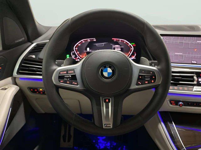 Used 2020 BMW X5 sDrive40i w/ M Sport Package RWD image 11