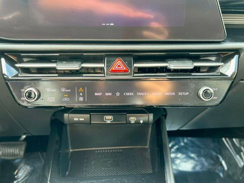 Used 2023 Kia Niro Wind image 29