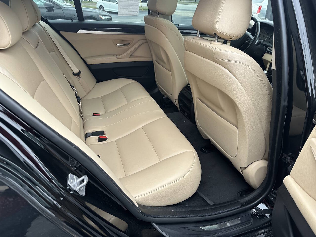 Used 2016 BMW 535i xDrive Sedan w/ Premium Package AWD/4WD image 17