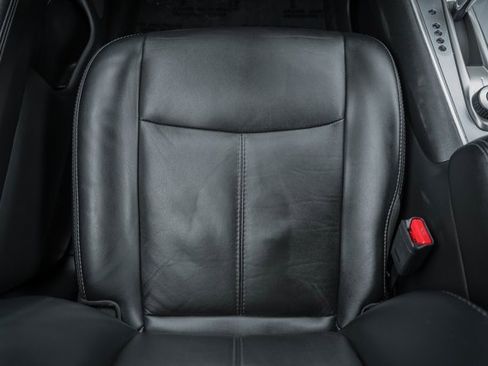 Used 2019 Nissan Pathfinder SL image 34