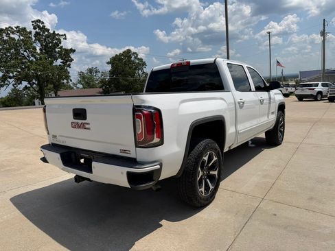 Used 2018 GMC Sierra 1500 SLT AWD/4WD image 9