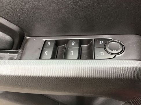 New 2025 GMC Canyon Elevation w/ Convenience Package image 19