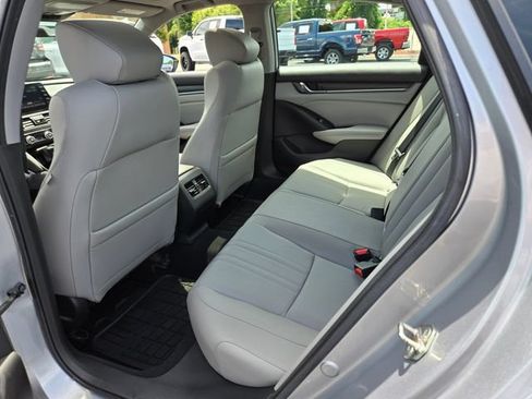 Used 2019 Honda Accord EX-L image 18