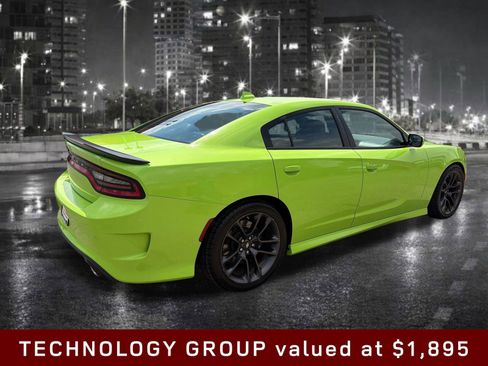 Used 2019 Dodge Charger Scat Pack w/ Dynamics Package RWD image 6