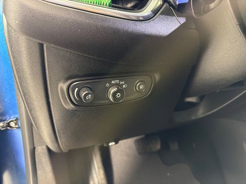 Used 2020 Chevrolet Equinox LT image 13