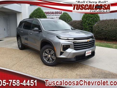 New 2026 Chevrolet Traverse LT w/ Driver Confidence Package image 1