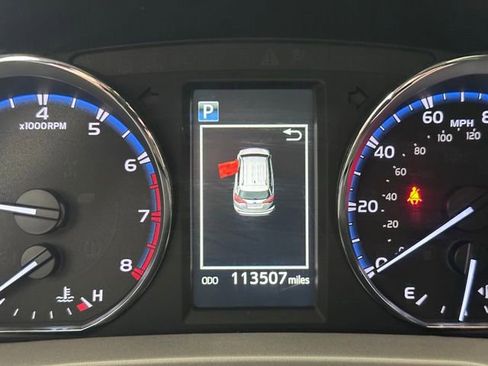 Used 2016 Toyota RAV4 XLE AWD/4WD image 25