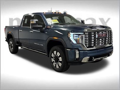 New 2025 GMC Sierra 2500 Denali w/ Denali Reserve Package