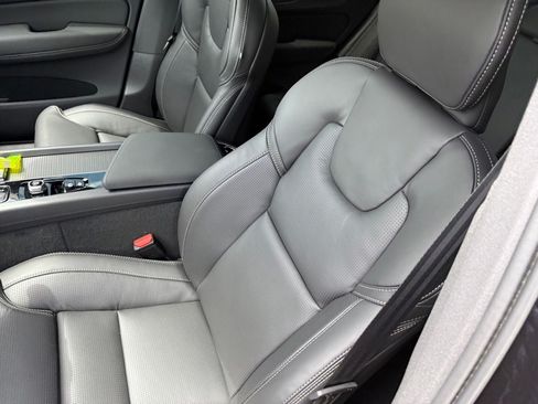 New 2026 Volvo XC60 B5 Ultra w/ Protection Package Premier AWD/4WD image 20