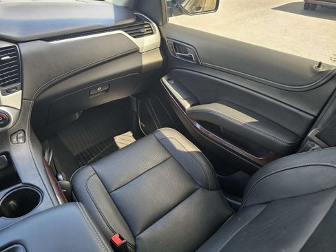 Used 2019 GMC Yukon SLT w/ Premium Edition RWD image 18