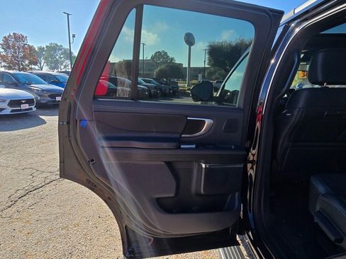 New 2025 Ford Expedition Platinum w/ Stealth Performance Package image 16