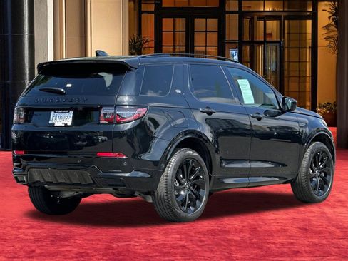 Certified 2025 Land Rover Discovery Sport Dynamic SE AWD/4WD image 9