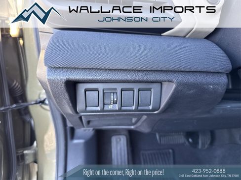 Used 2020 Subaru Outback Premium image 33