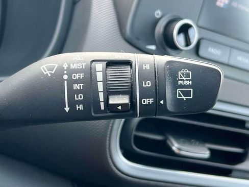 Certified 2023 Hyundai Kona SE image 24