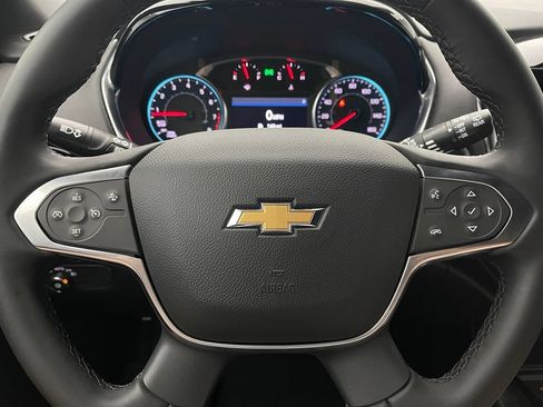 Used 2023 Chevrolet Traverse LT FWD image 21
