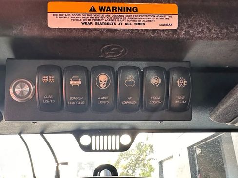 Used 2017 Jeep Wrangler Sport w/ Quick Order Package 24S image 12