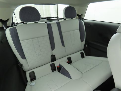 New 2026 MINI Cooper S image 21