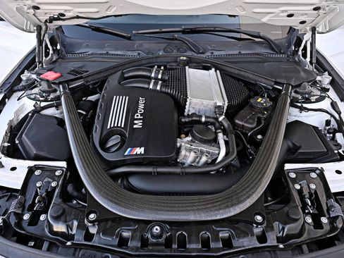 Used 2016 BMW M3 RWD image 64