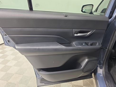 Used 2024 Toyota Grand Highlander FWD image 40